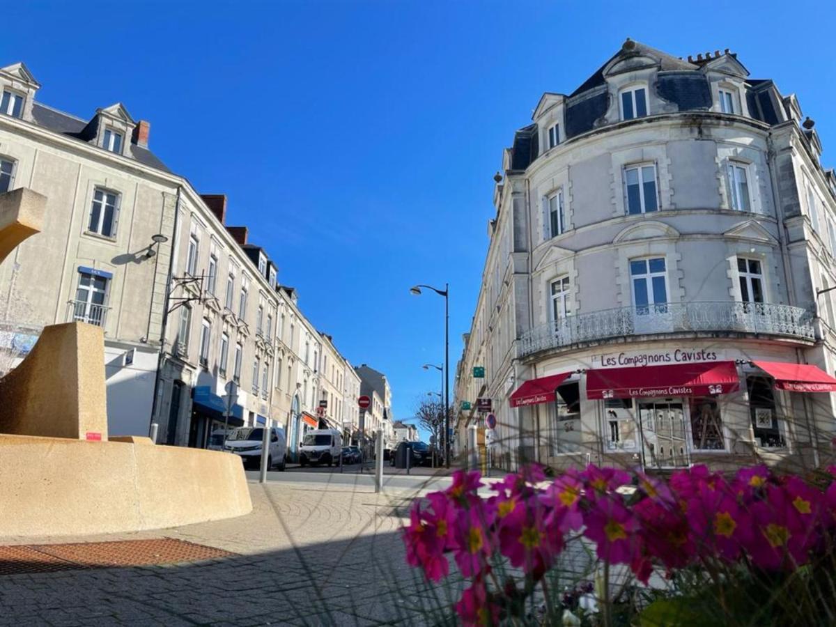 Demeure Rossini Cholet Centre Apartment Bagian luar foto